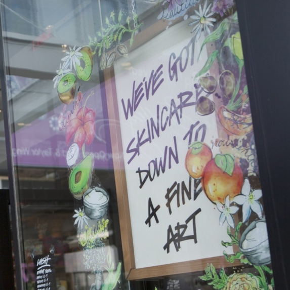 Lush Cosmetics :: Retail Merchandising Campaign
